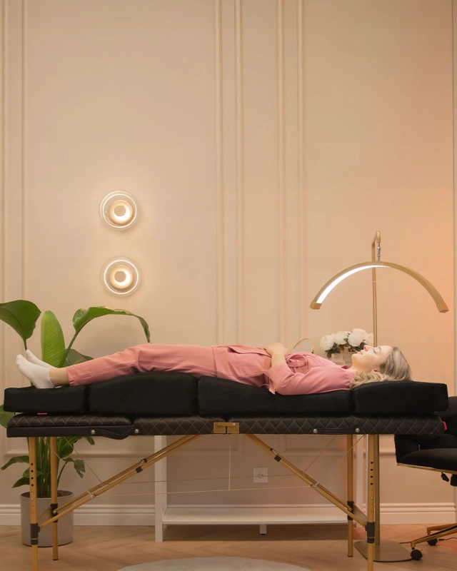 Materac anatomiczny coucou HEAVEN 70 cm kosmetyczny do przedłużania rzęs zdjęcie lifestyle