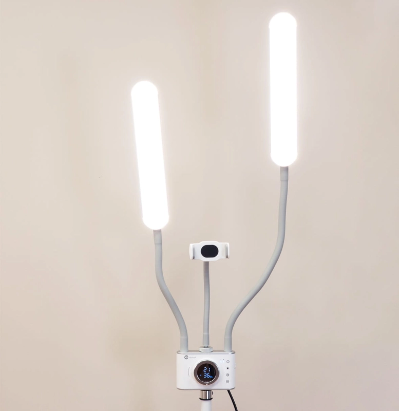 Pilot Bluetooth do smartfona w zestawie z lampą Duo Star Lash PRO do zdalnego nagrywania