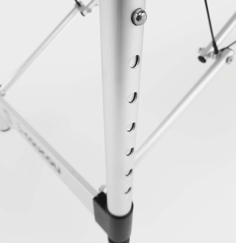Stalowe linki wzmacniające konstrukcję aluminiowego łóżka kosmetycznego i-coucou