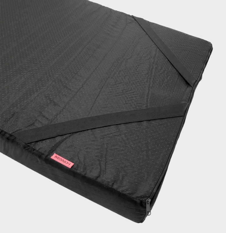 Grubość 7 cm pianki tapicerskiej T28 w materacu kosmetycznym welurowym